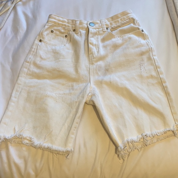 PRETTY LITTLE THING 9 inch biker shorts - Picture 3 of 4